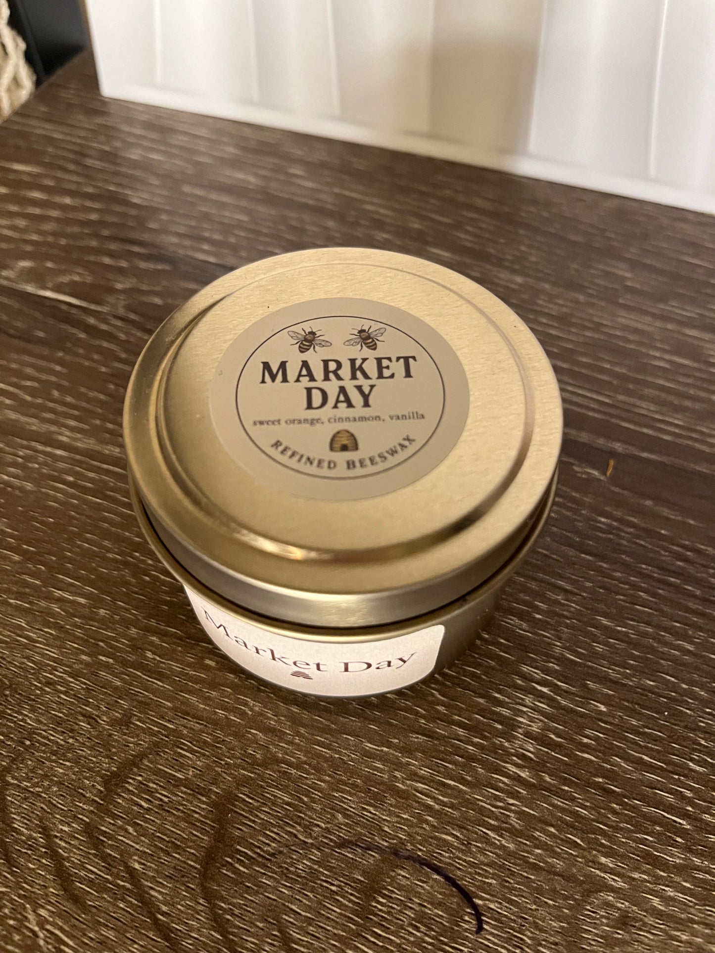 Beeswax blend candle