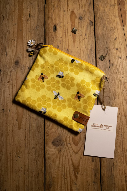 Charming Handmade Bee Pattern Purse - Your Perfect Makeup Bag Companion