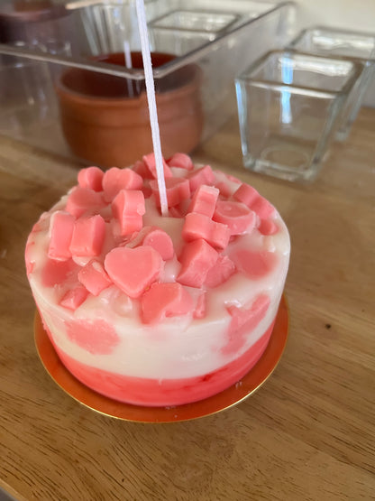 💕 Heart Hive Candle – Gift EditionOur
